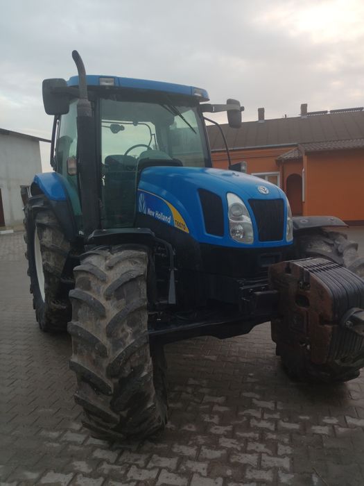 New Holland t 6070