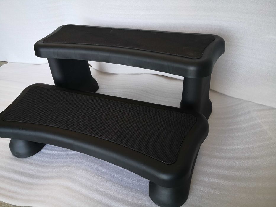 Schodki schody do jacuzzi 90x65x42
