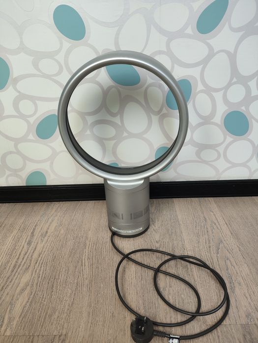 Вентилятор Dyson AM01 Air Multiplier