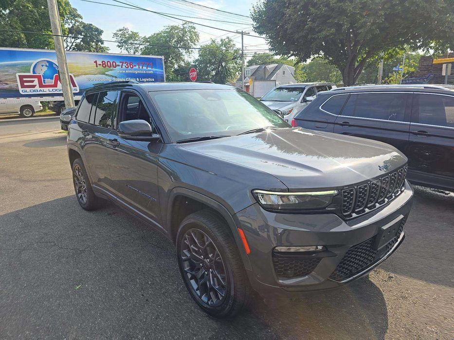 Jeep Grand Cherokee 4xe ї Summit (2023 рік).плагин гибрид