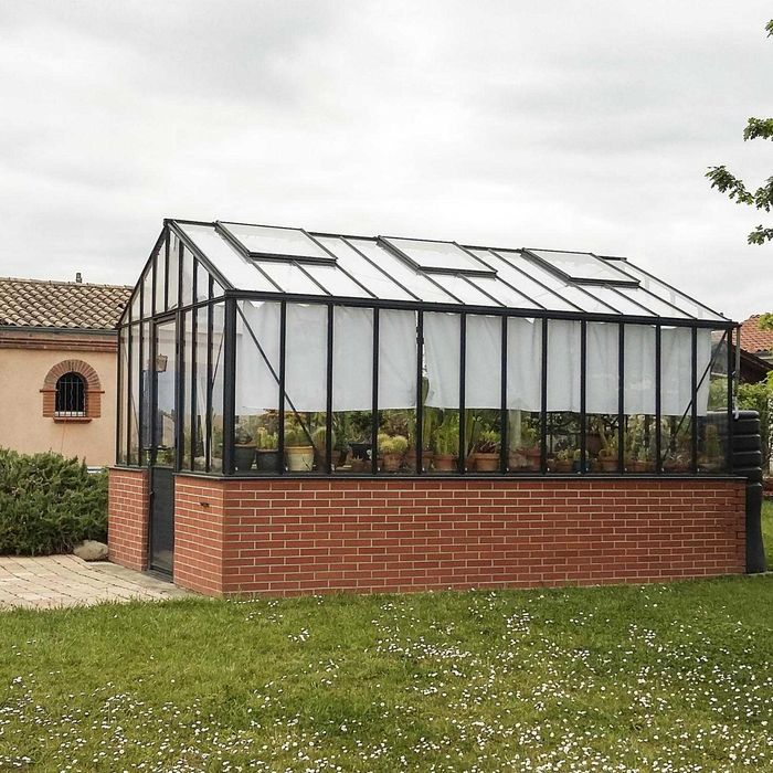 Szklarnia na murku , podwyższanym fundamencie lub podmurówce S2020