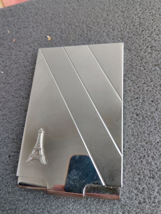 Визитница металл