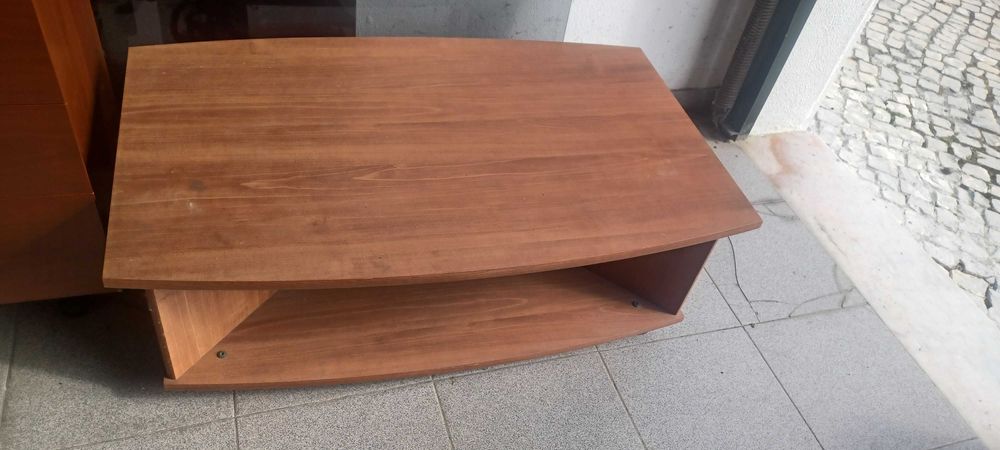 Mesa de Televisao 2