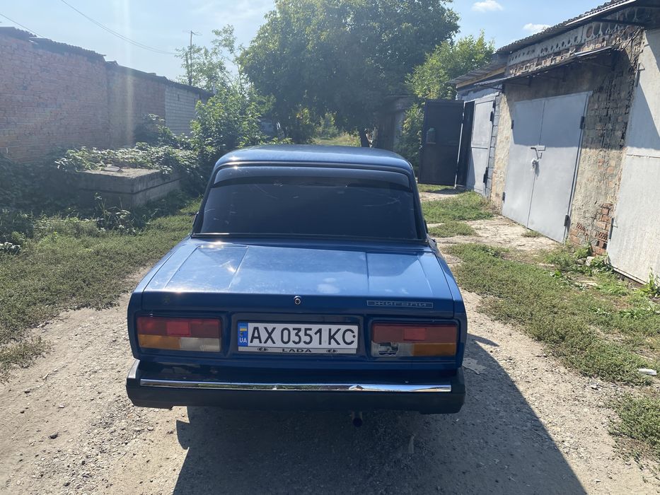 Продам ваз 2107