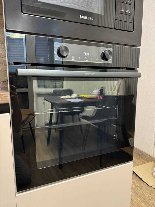 Вбудована електрична духова шафа GORENJE BOS6737E06BG