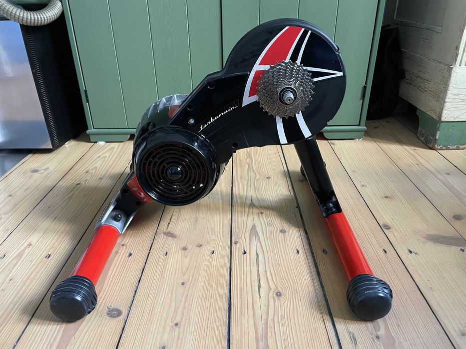 ELITE TURBOMUIN 、MISURO B+ Elite Turbo Muin cichy trenażer pod kasetę - Sklep sportowy