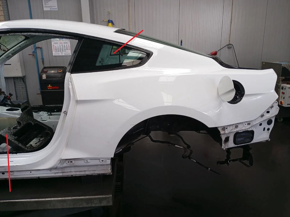 Painel trás esquerdo FORD (USA) Mustang Coupé