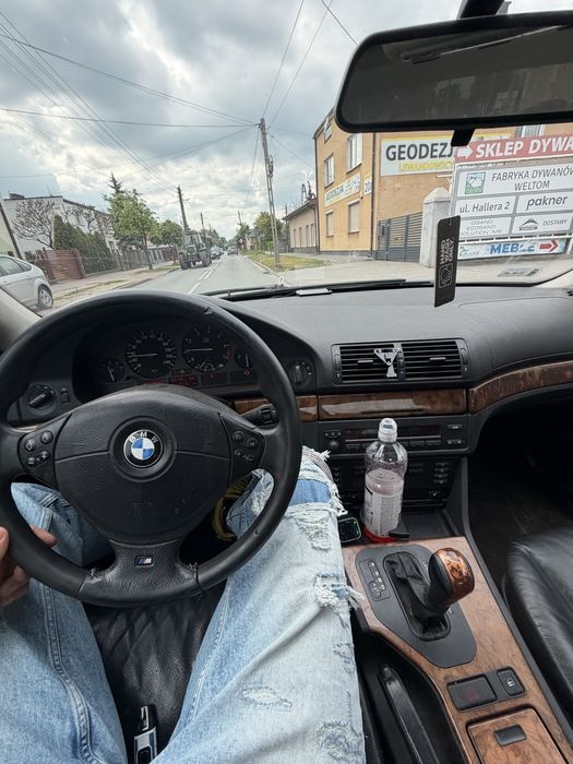 Bmw e39 523i 2.5L