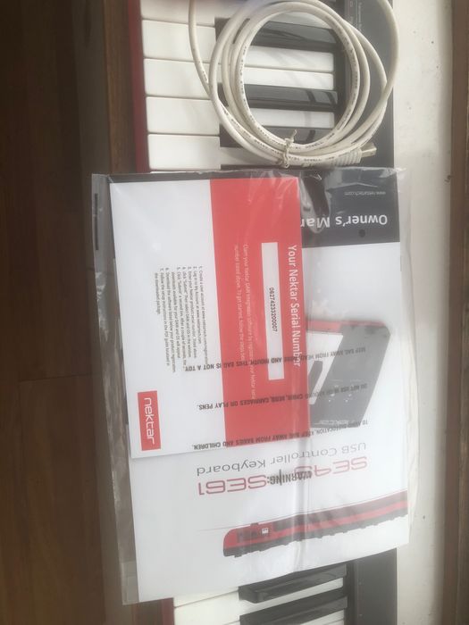 Controlador MIDI Nektar SE61