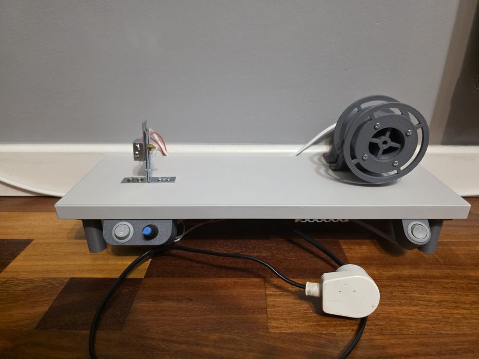 Maszynka do robienia filamentu do drukarek 3d z butelek pet