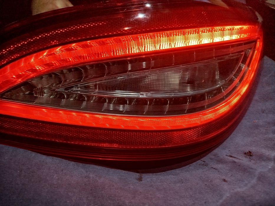 Переделка задних фонарей Mercedes желтые повороты какW166 ML / GLE