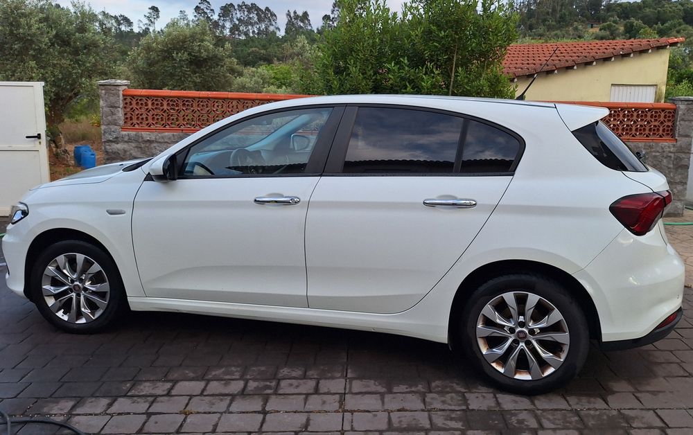 Fiat Tipo Comercial 1.3 Multi.Jet dissel Outubro  2017 em muito bom estado