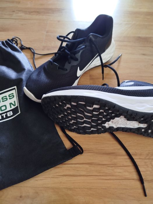 buty sportowe męskie NIKE -faktyczny rozmiar 43,5- model DC3728-003