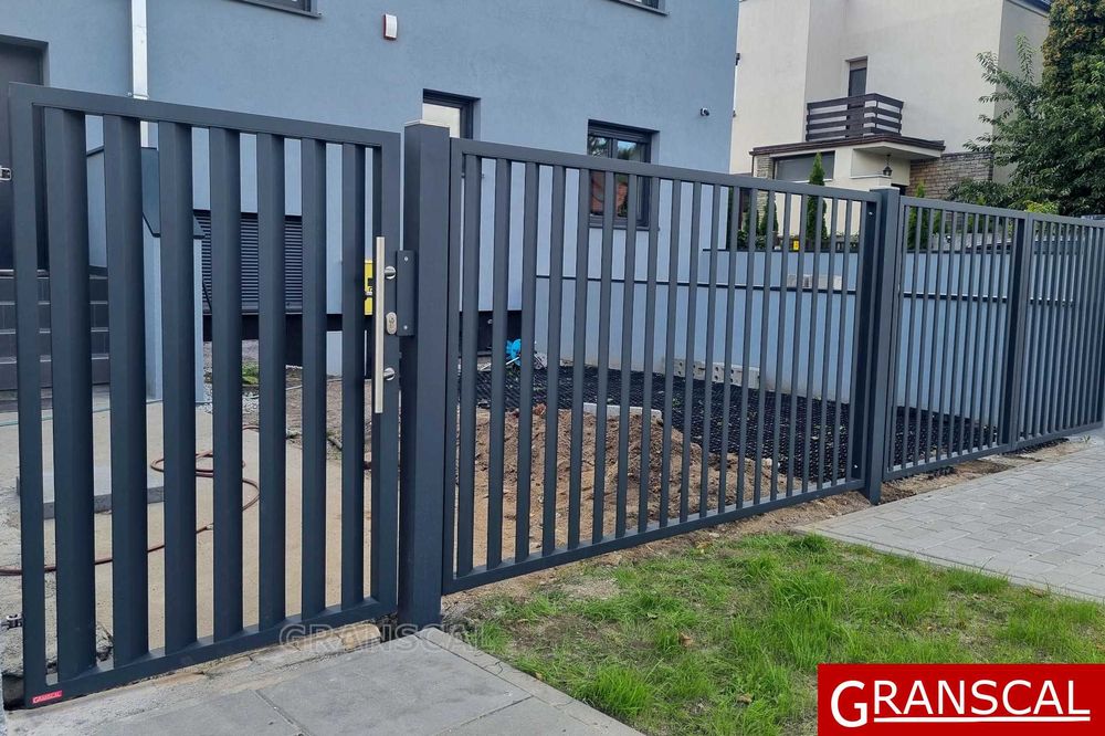 Ogrodzenie aluminiowe nowoczesne brama przesuwna furtka płot Poznań