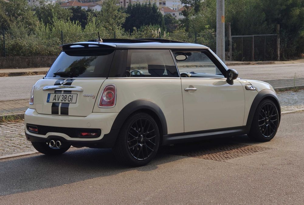 RESERVADO Mini Cooper S R56 LCI (N18) | Muitos extras + Manutenção
