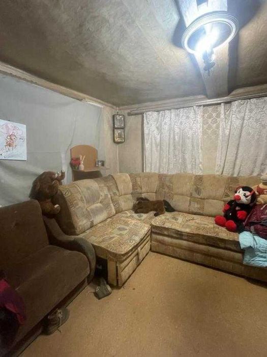 Продам 1/2 часть дома м . Киевска