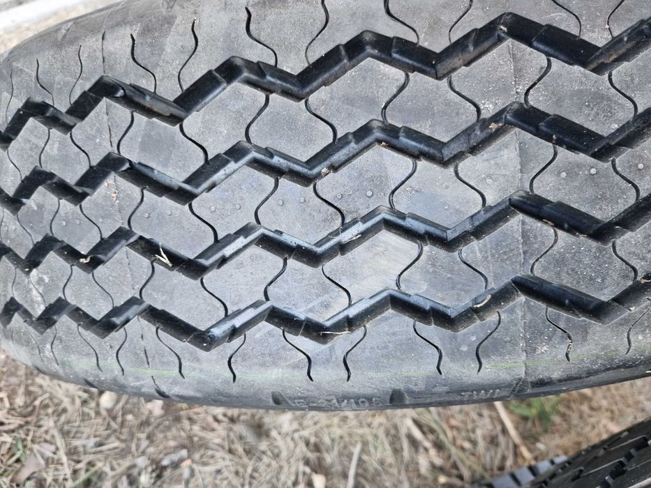 Koła bezdętkowe do przyczep rolniczych D 47 6 otworów 17,5''.