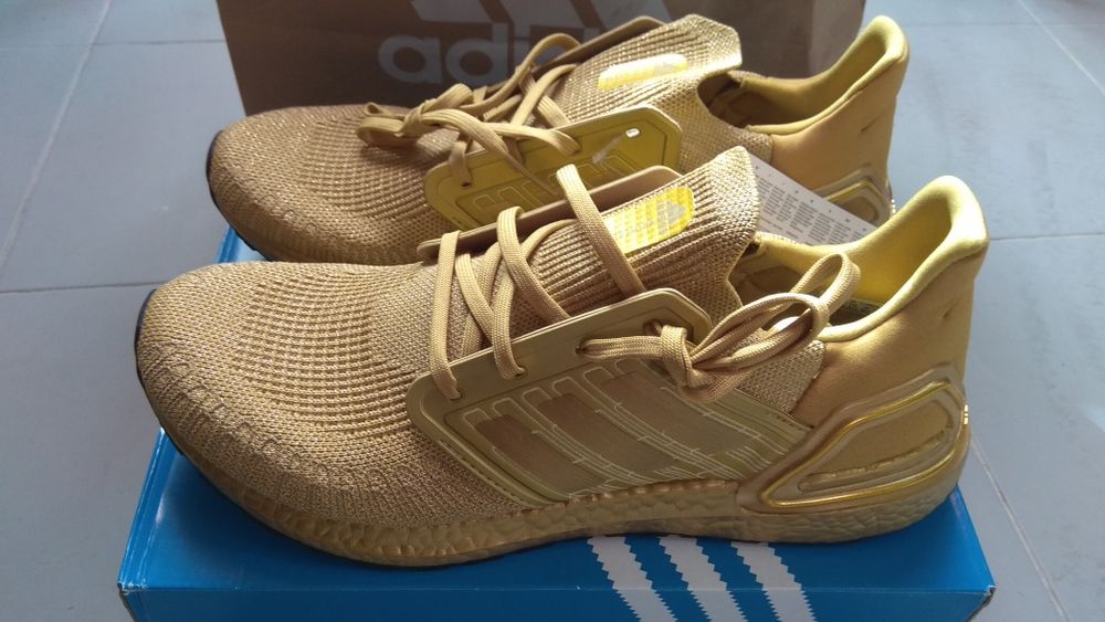 Tenis Adidas ultraboost 20 N°47 novos
