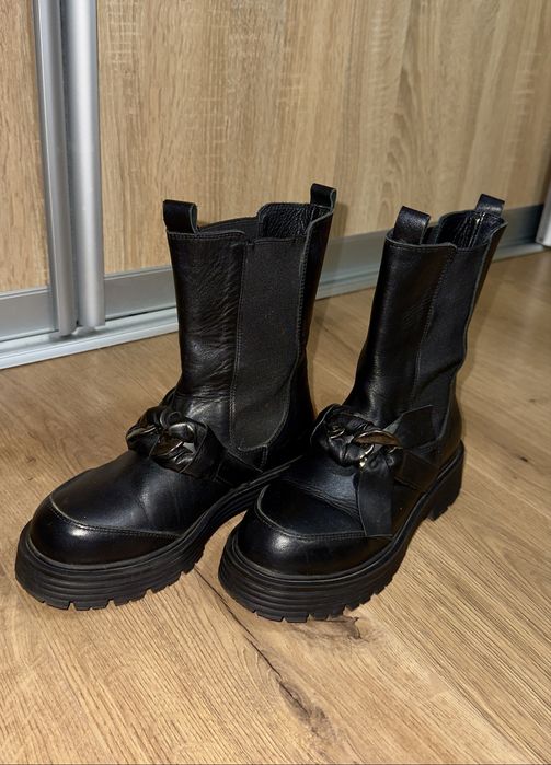 Черевики жіночі чорні з декором, розмір 36