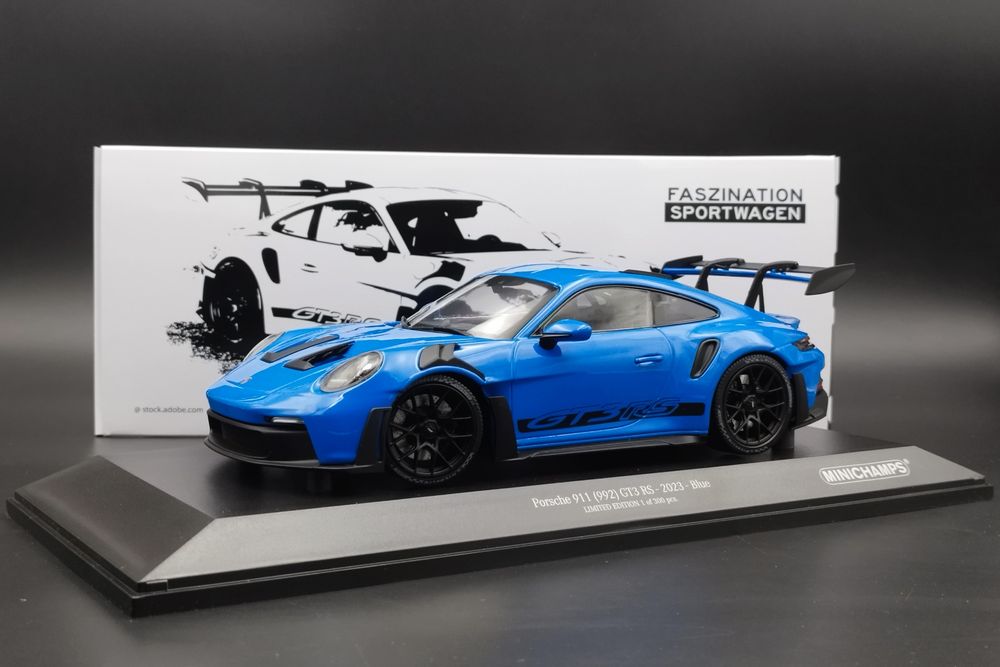 1:18 Porsche 911 992 GT3 RS Blue with Black Wheels & Decor Minichamps