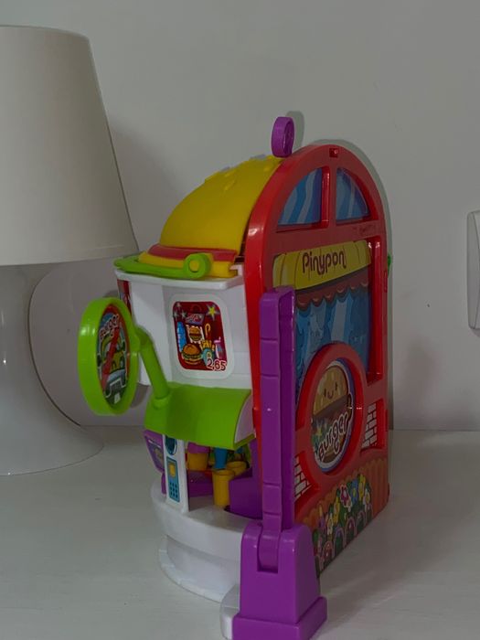 pinypon- hamburgueria