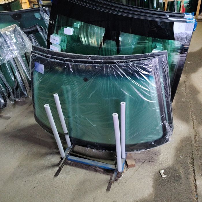 Автоскло Вітрові (лобові ) вікна по наявності на більшість автомобілів