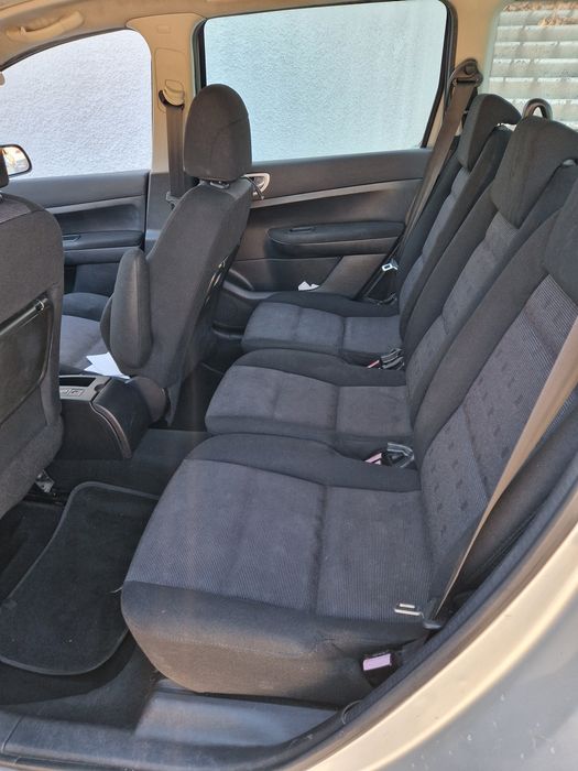Peugeot 307 1.6 hdi 7 lugares