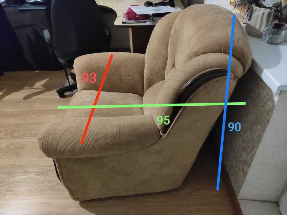 Диван кутовий +2 крісла у хорошому стані