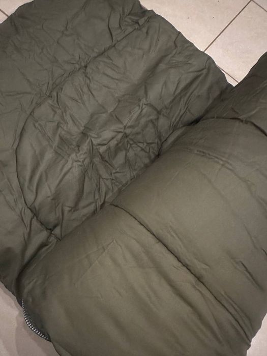 Sprzedam śpiwór         .