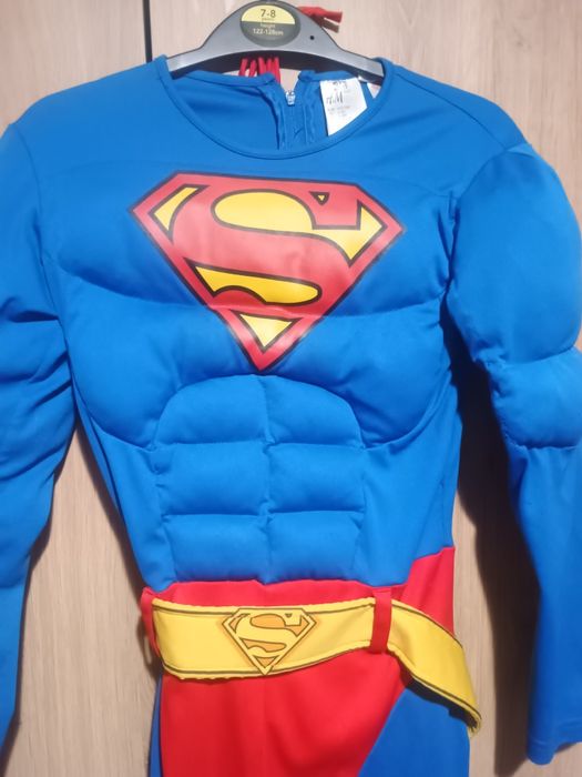 Strój Superman z mięśniami