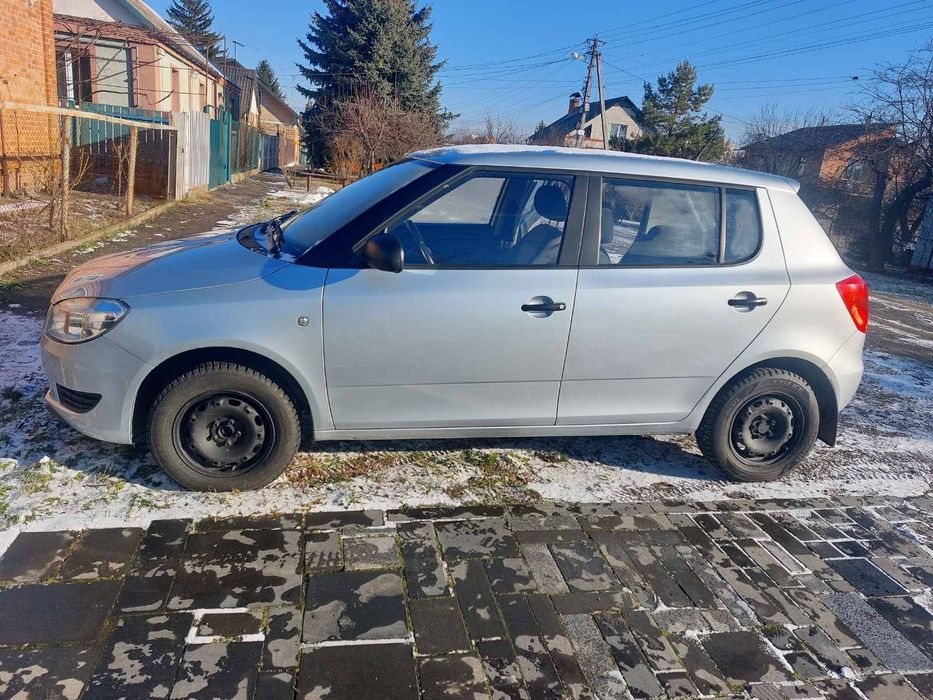 Шкода фабія 2012р