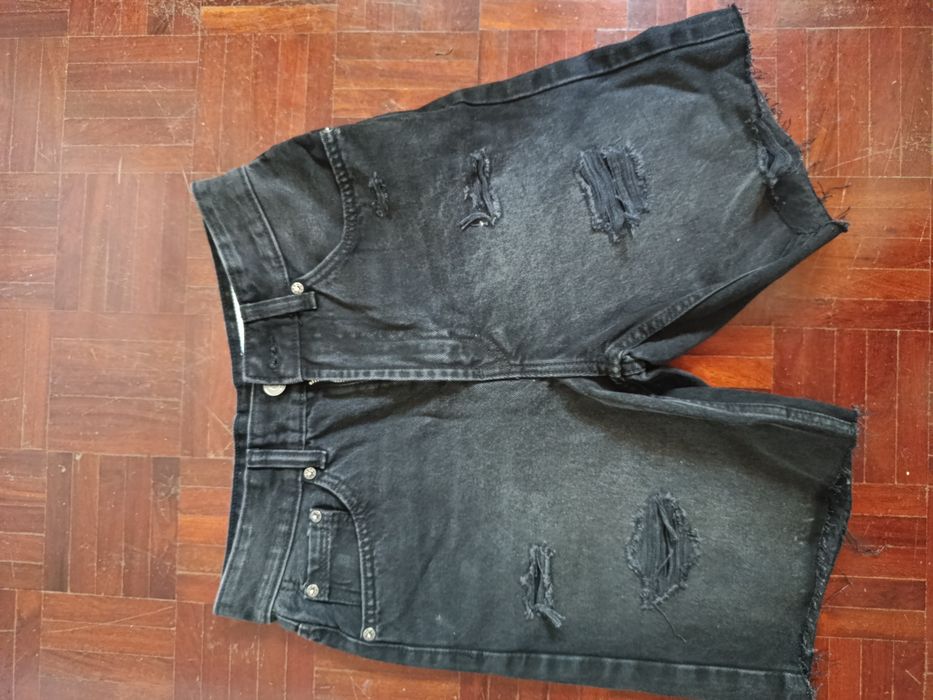 Calção rasgado, Bershka