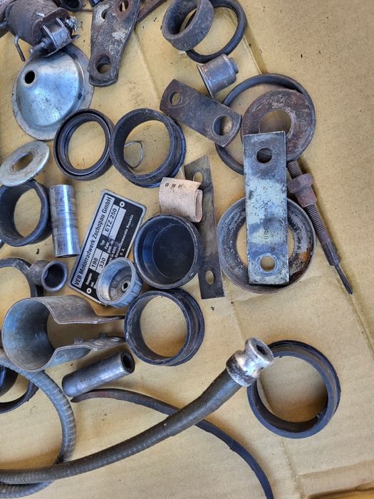 Pakiet części motocyklowych WSK 125 175 oś klakson pokrowiec Simson WF