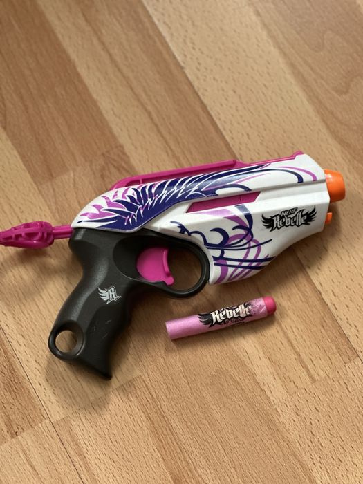 Бластер Hasbro Nerf Розовое безумие Рожеве безумство нерф же