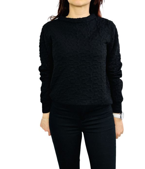 Czarny sweter z teksturą jacquard S 36