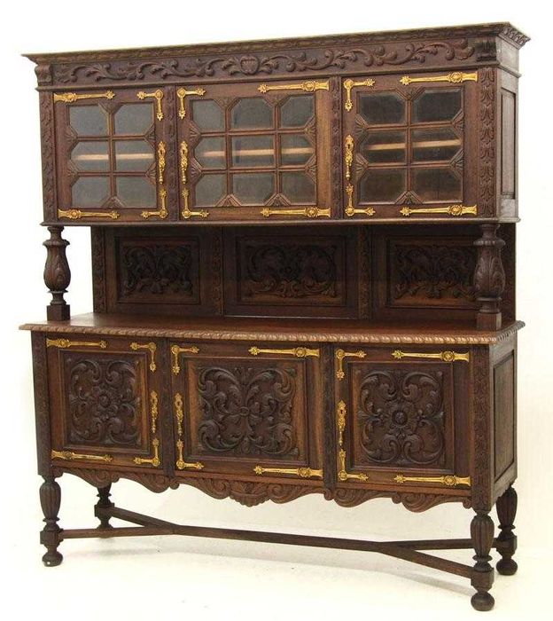 Armário aparador com louceiro