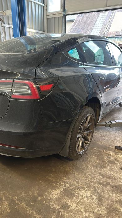 Tesla 3 2023 blac