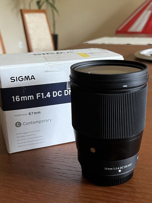 Sigma 16/1.4 fujifilm xf świetny stan