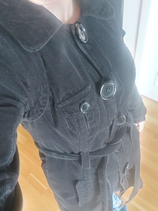 Sztruksowy płaszczyk roz. XS