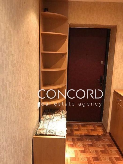 Березняки. Метро Лівобережна. Продам 1к Березняківська вул., 36-В