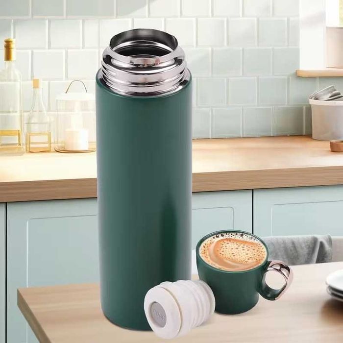 Leve o café sempre consigo. Oferta/presente garrafa térmica. Novas.