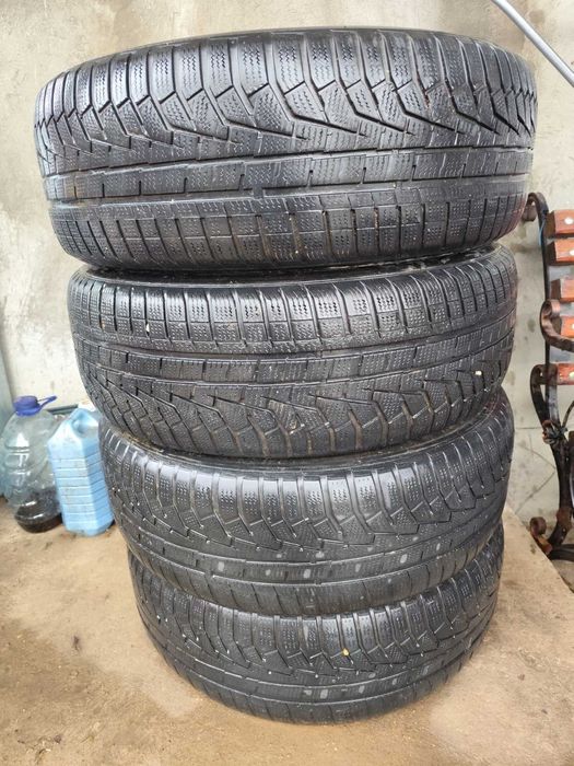 Продам зимову резину на 17