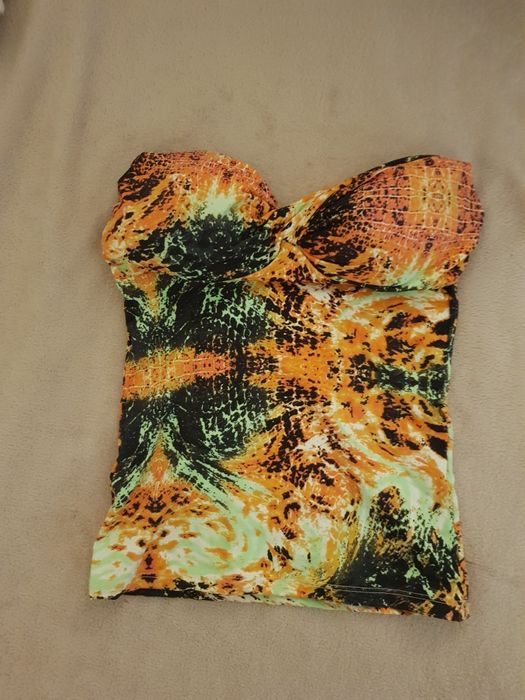 Blusas tops com bojo do Brasil