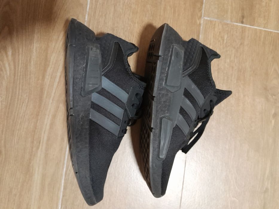 Tenis Adidas NMG masculino