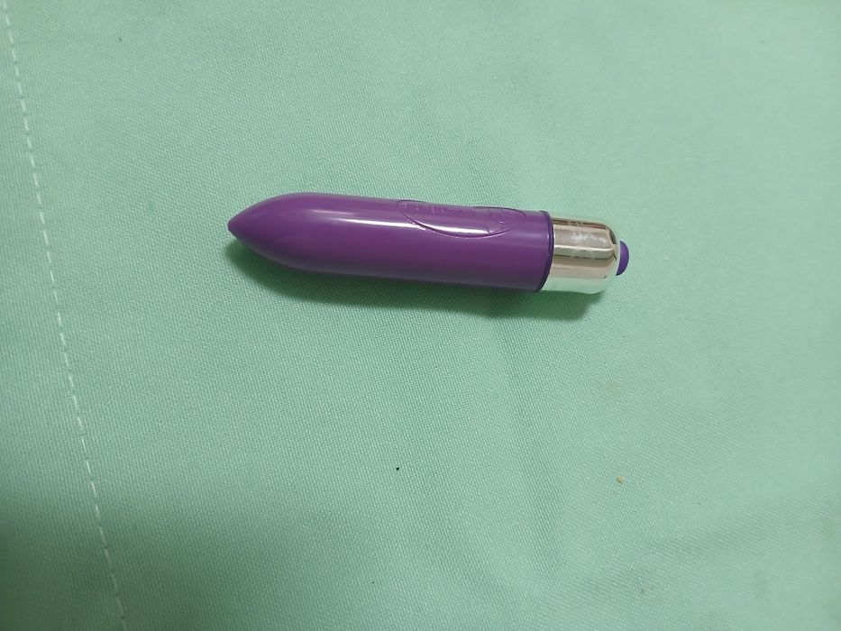 Vendo Plug Anal Rocks-Off Preto e outros