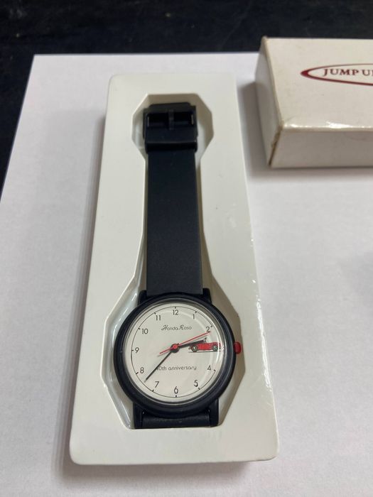 Рідкісний годинник Honda Roso