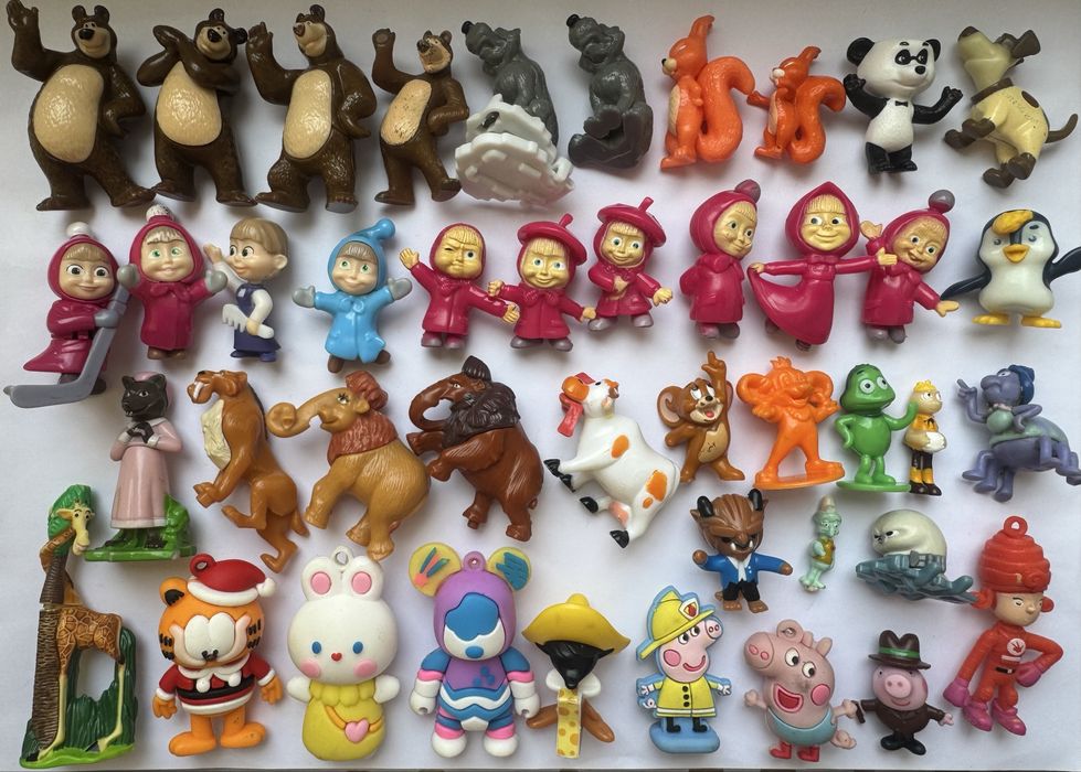 Киндер Ландрин - Маша и медведь Смешарики Киндерино Смурф Гном Юбилей