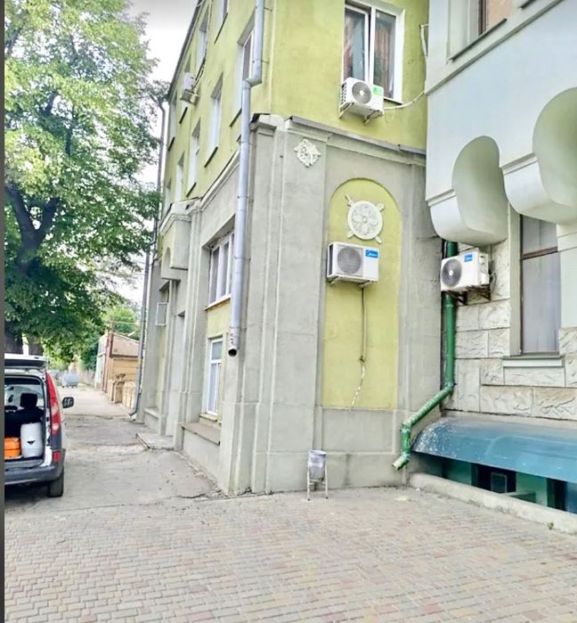 D1M Продам гостинку 26 м2, всі зручності. Москалівка.