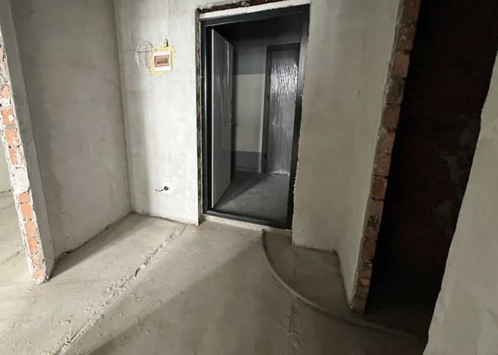 ТЕРМІНОВИЙ ПРОДАЖ 1к В ЖК АВТОБІОГРАФІЯ!