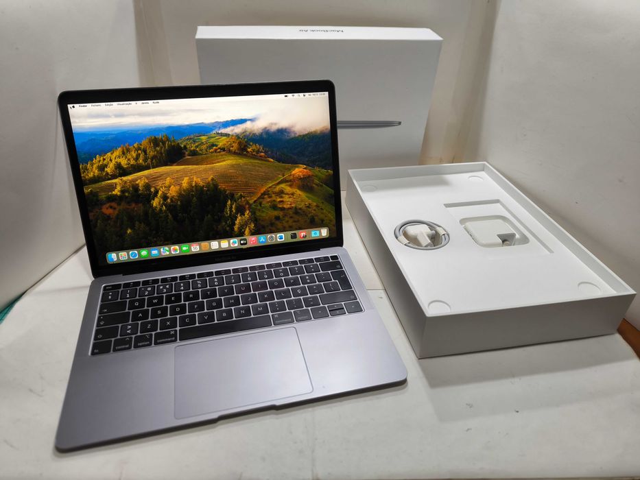 Apple Macbook AIR Retina 13 2019 i5 8GB ram # ler